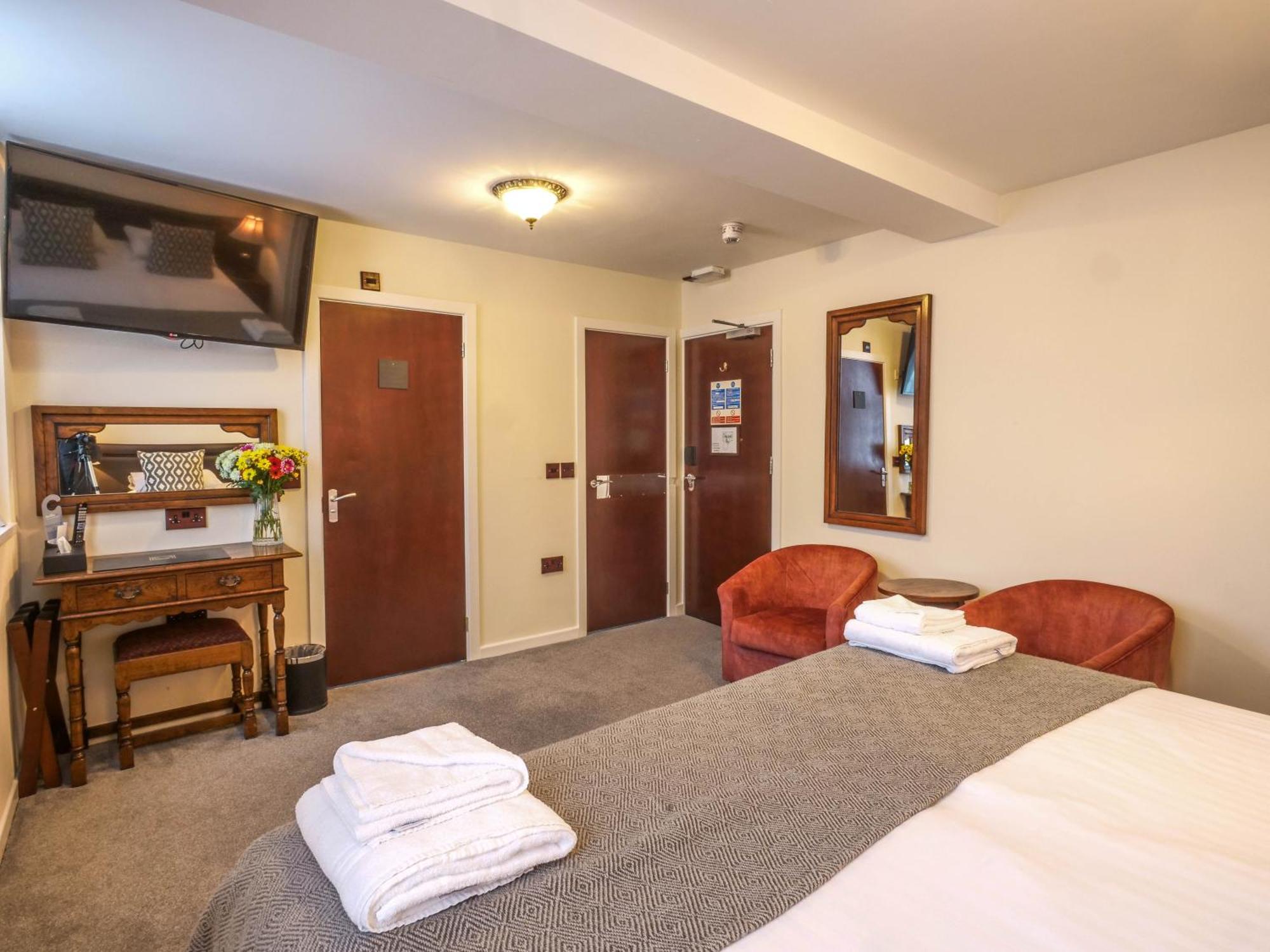 The Black Boy Inn Карнарвон Экстерьер фото