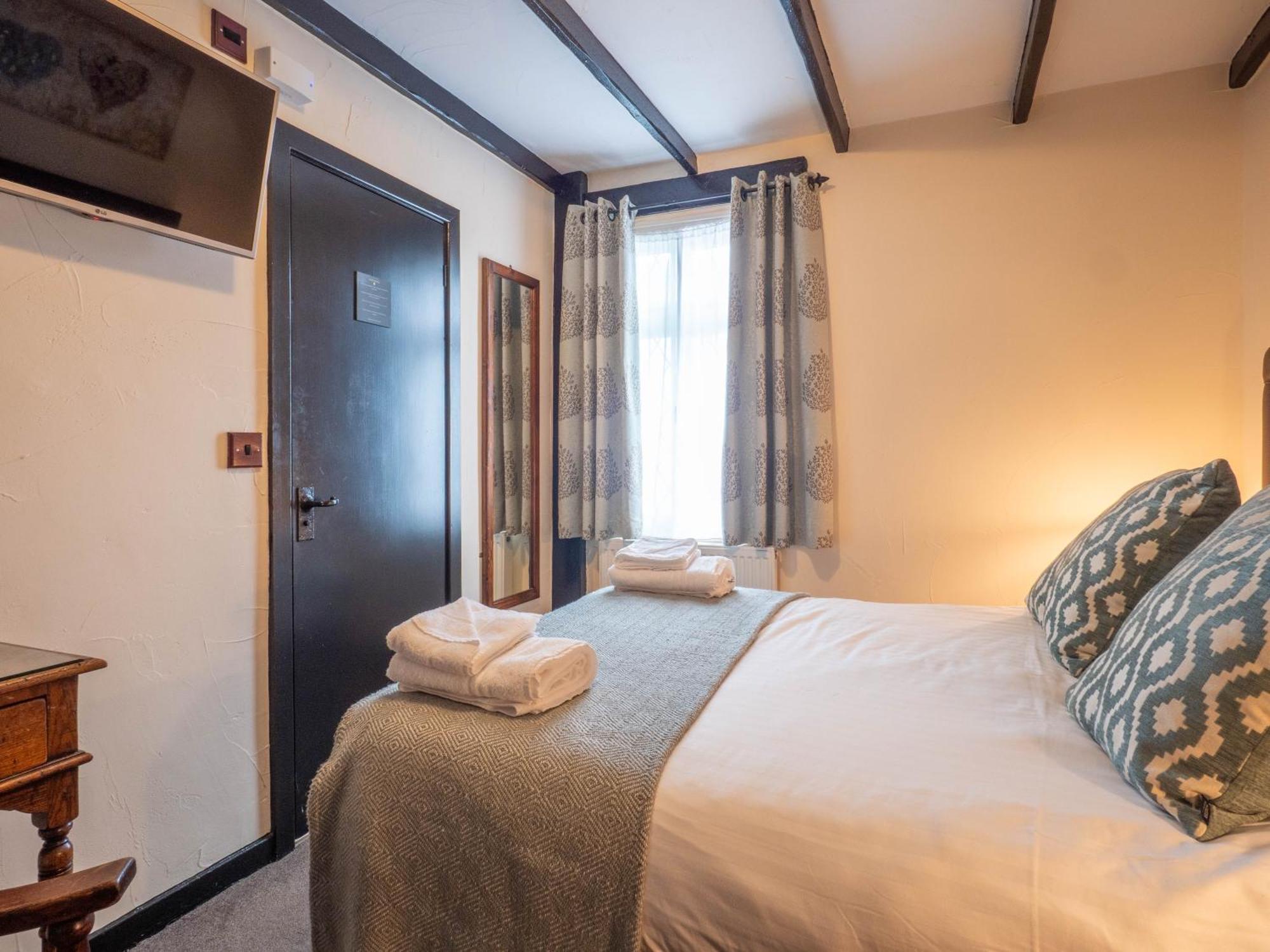The Black Boy Inn Карнарвон Экстерьер фото
